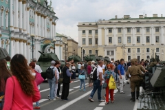 Выставка военной техники на Дворцовой площади